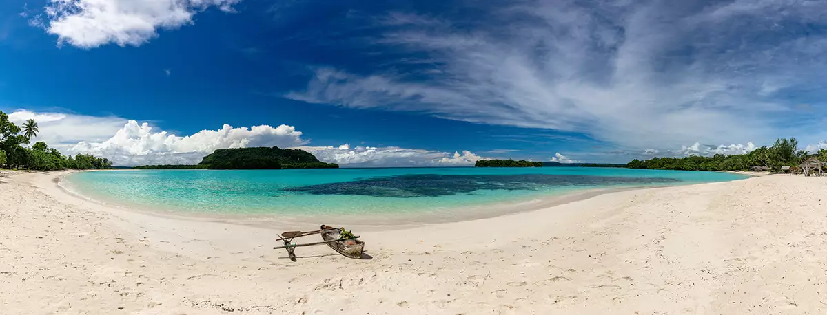 Photo of Fiji and beach in Vanuatu